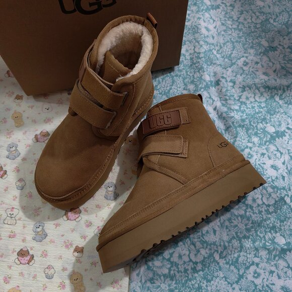 UGG Brown Snow Boots - Picture 6 of 10